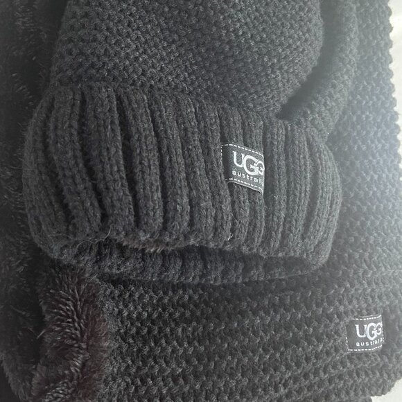 UGG Faux Fur Scarf and Hat Set - Picture 1 of 16